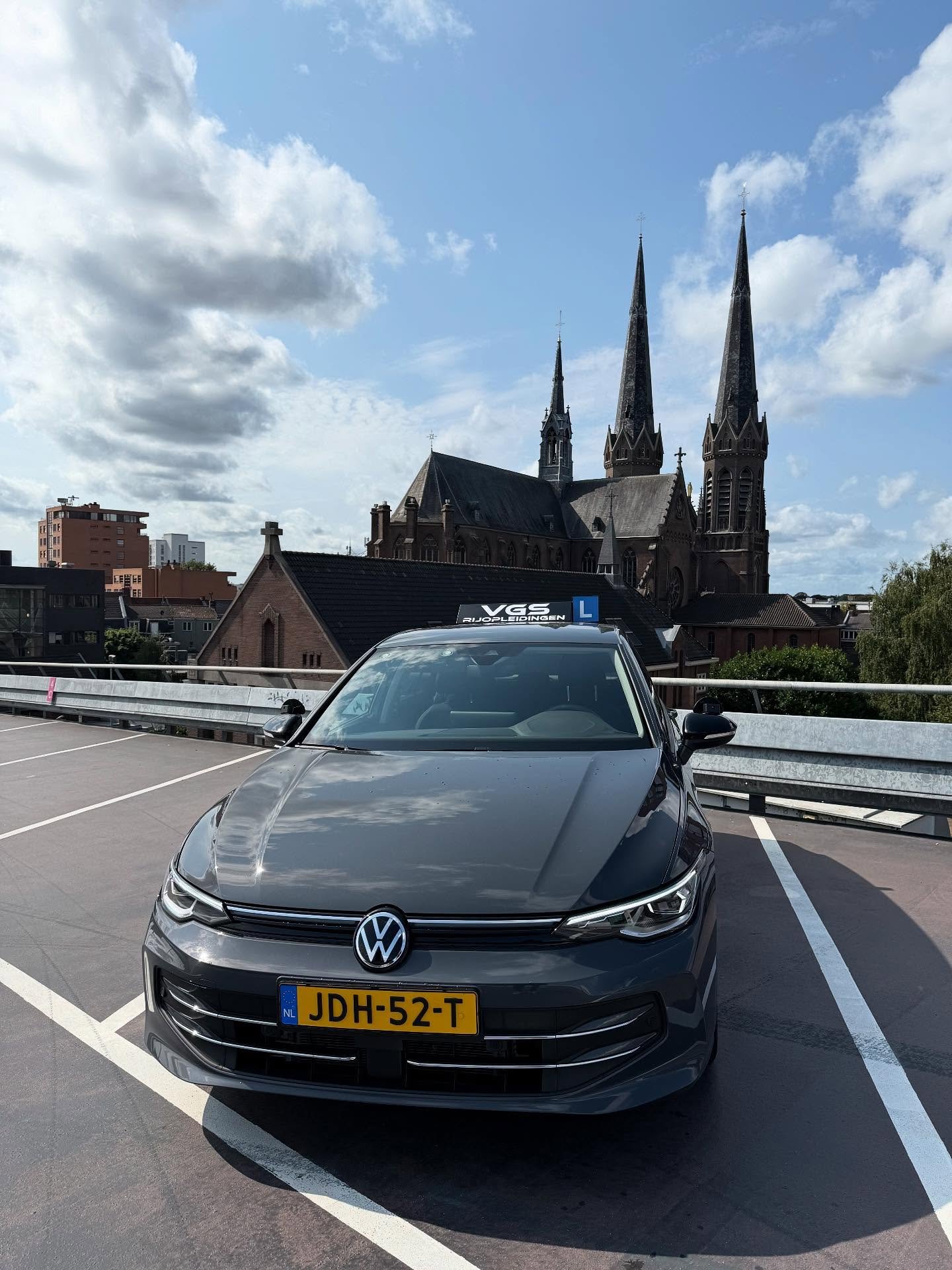 VGS lesauto in Tilburg